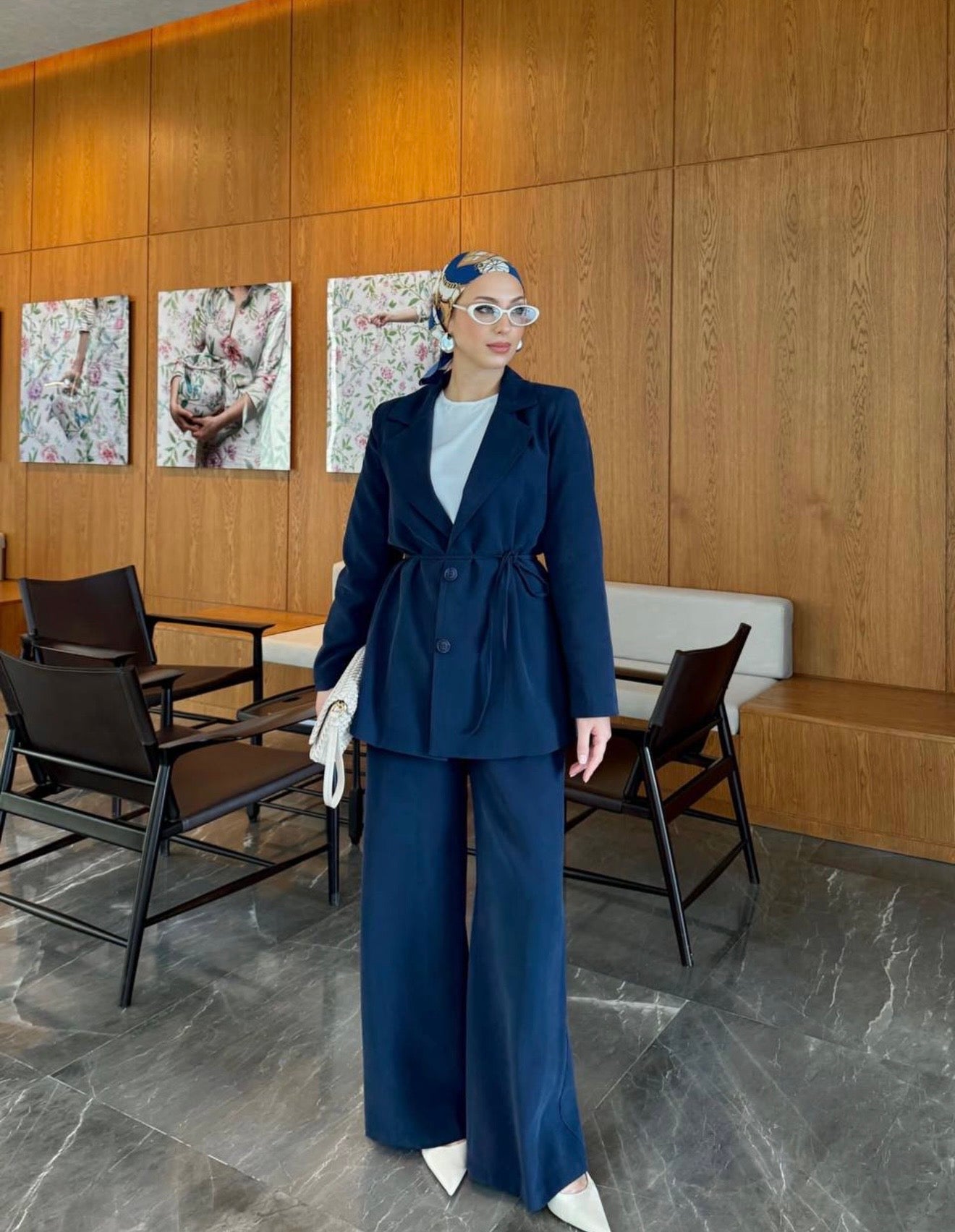 Elegant suit